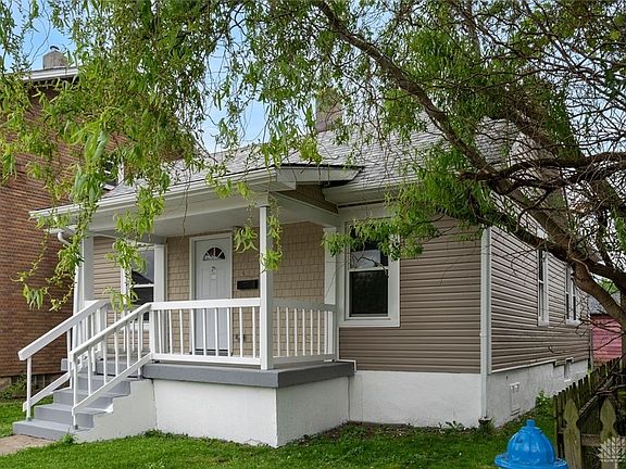 5th image of 2022 Bickmore Ave