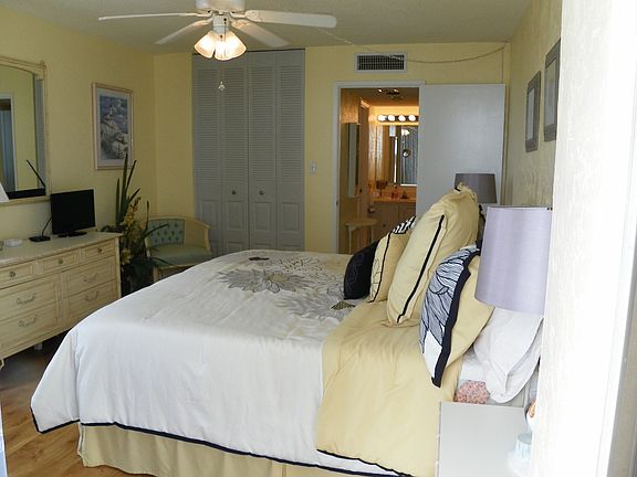 5th image of 2987 S Atlantic Ave APT 1101
