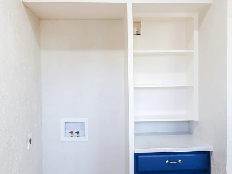 2605 Cummings Dr — Photo 6