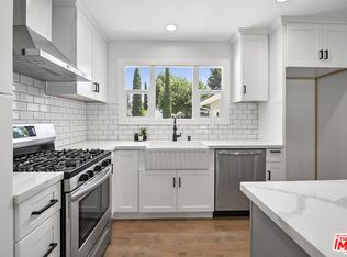 873 Old Farm Rd, Thousand Oaks, CA 91360