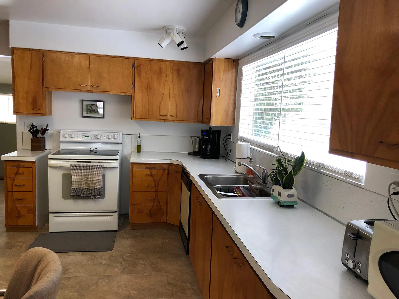 44 Fir Ave — Photo 4