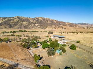 10001 Willow Creek Rd, Paicines, CA 95043