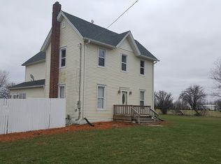 4228 S Hoisington Rd, Winnebago, IL 61088