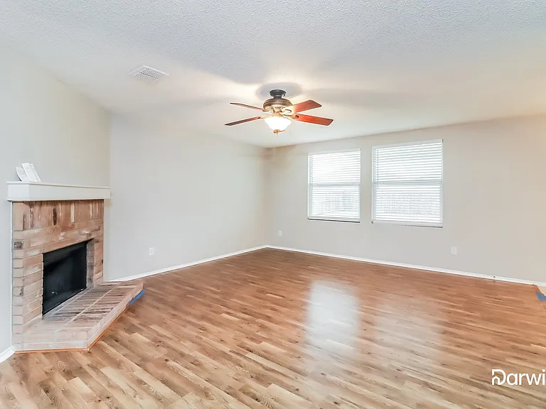 3876 Country Ln — Photo 8
