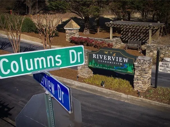 1406 Riverview Dr SE, Marietta, GA 30067