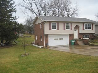 1307 Columbus Rd, Streator, IL 61364