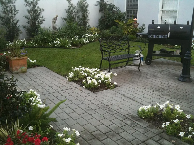 common courtyard with grill