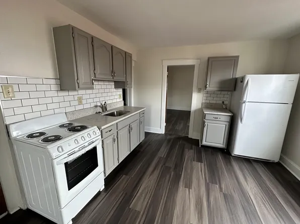 424 N Locust St APT 6, Hagerstown, MD 21740