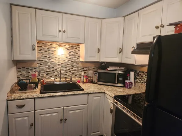 1003 N Main St #3A, Randolph, MA 02368