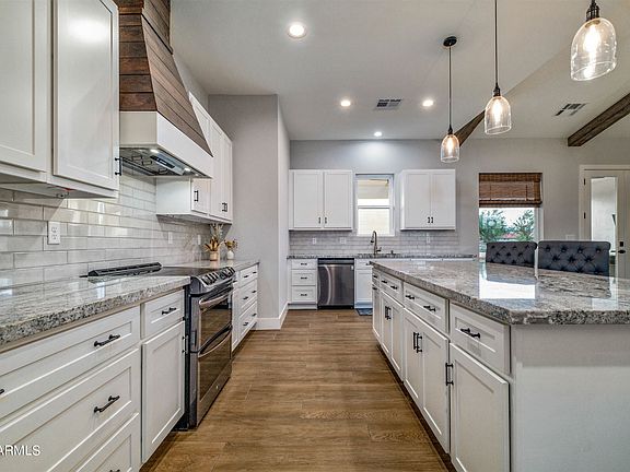 4th image of 31500 N 49th Way