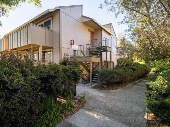 2456 W Bayshore Rd APT 10, Palo Alto, CA 94303