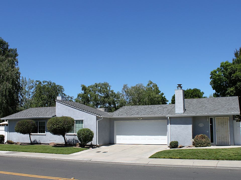 1st image of 3235 Meade Dr