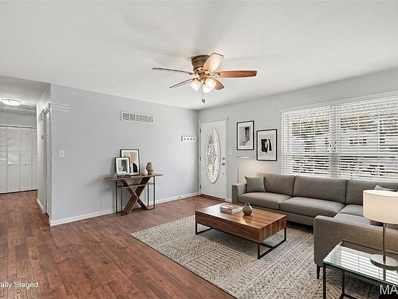 3rd image of 39 Oxbow Rd