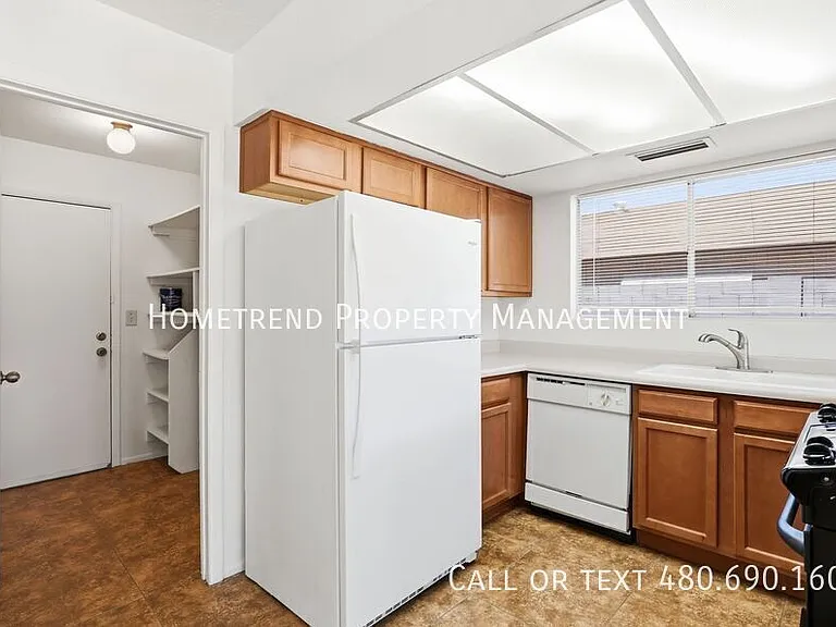 2510 E Dragoon Ave — Photo 14