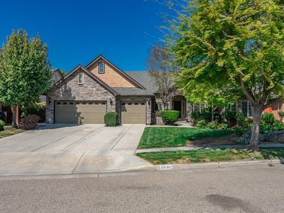6636 W Logan Avenue, Visalia, CA, 93291