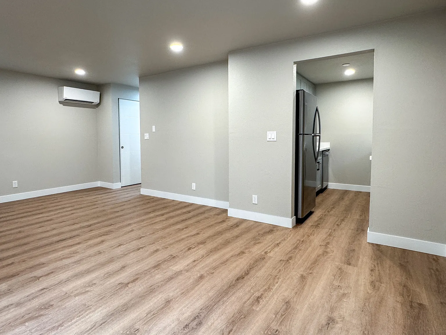 1 bed, 700 sqft, $1,450 — Photo 4