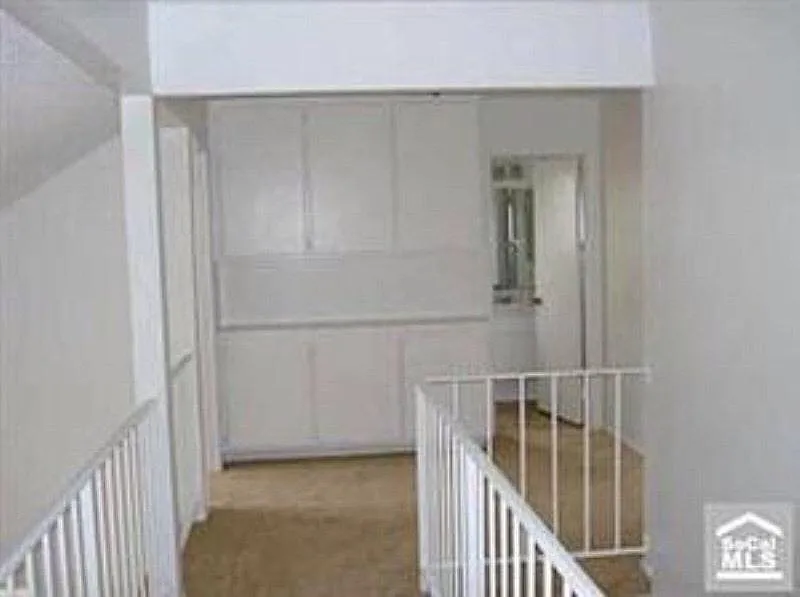 4 bed, 1719 sqft, $3,272 — Photo 3