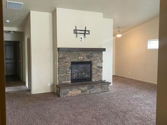 3rd image of 7288 N Fairborne Ln