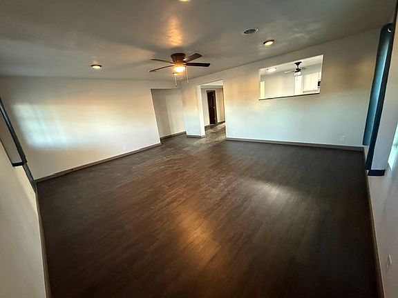 5th image of 1137 N Russell St