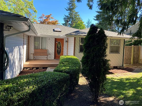 5th image of 11716 26th Street NE