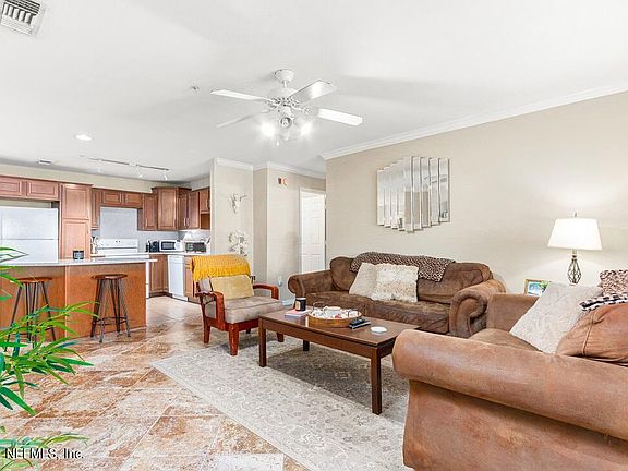 4th image of 3591 KERNAN Boulevard #203