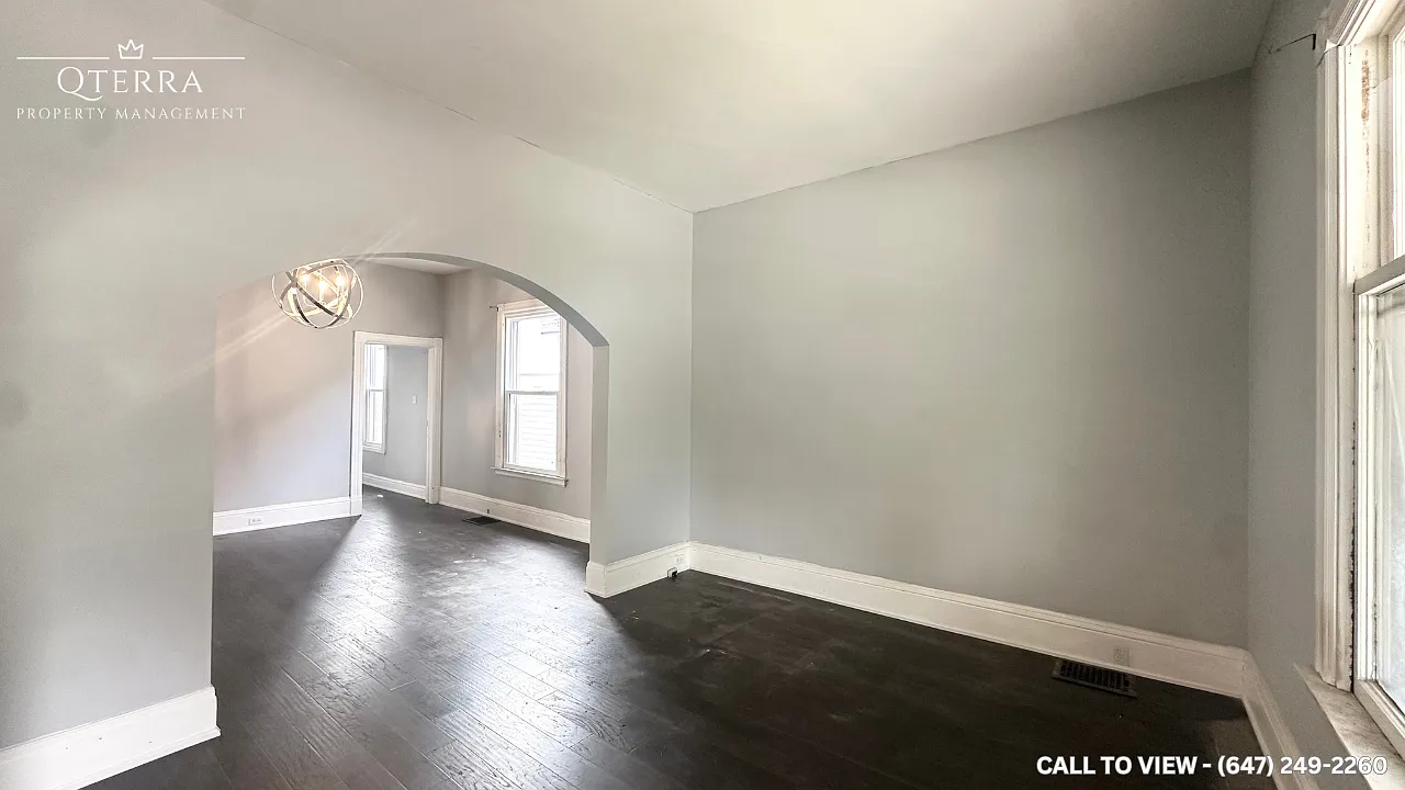 4 bed, 1.5 bath, 1400 sqft, $2,295 — Photo 3