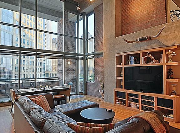 4th image of 1999 McKinney Ave APT 806