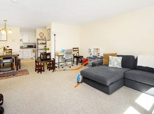 773 Massachusetts Ave APT B9, Boxboro, MA 01719