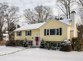 5 Alden Avenue, North Hampton, NH 03862