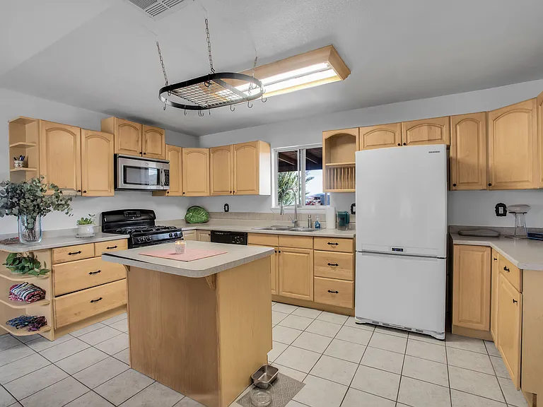 7565 Sherman Hoyt Ave — Photo 11