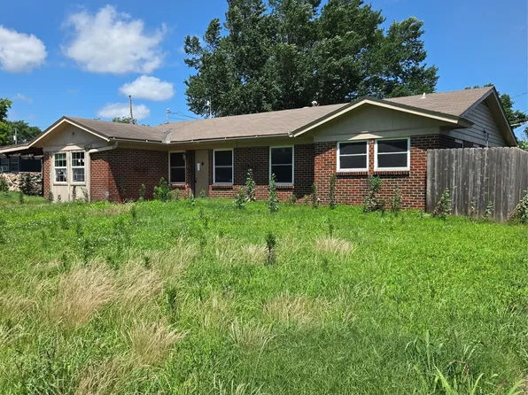 425 NW Oak Park Rd, Bartlesville, OK 74003