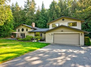 220 Sioux Dr, Mount Vernon, WA 98273