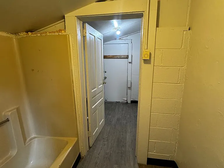 305 Lineberger St — Photo 20