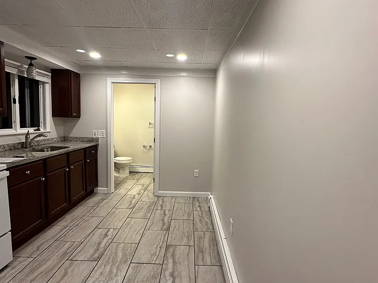 19 Dana St #1 — Photo 11
