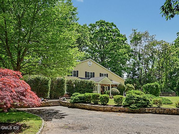 3rd image of 441 Cognewaugh Rd