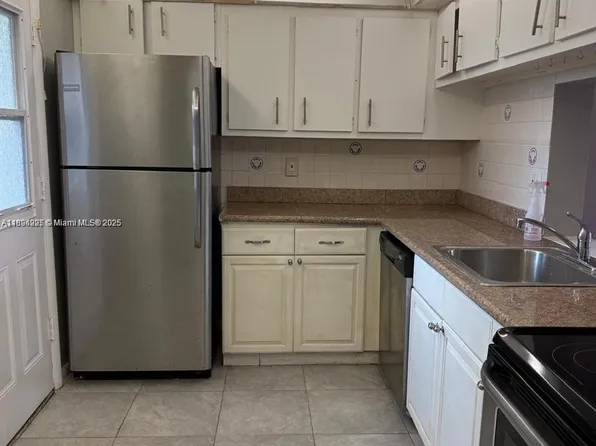 2800 NW 56th Ave, Lauderhill, FL