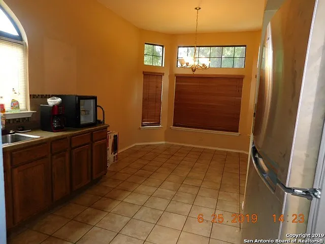 10207 Canton Fld — Photo 9