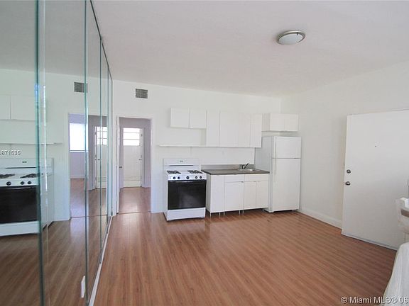 2nd image of 10080 W Bay Harbor Dr APT 2
