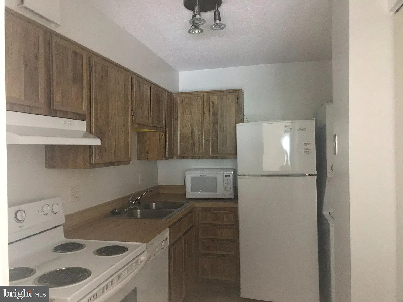 5903 Mount Eagle Dr — Photo 4