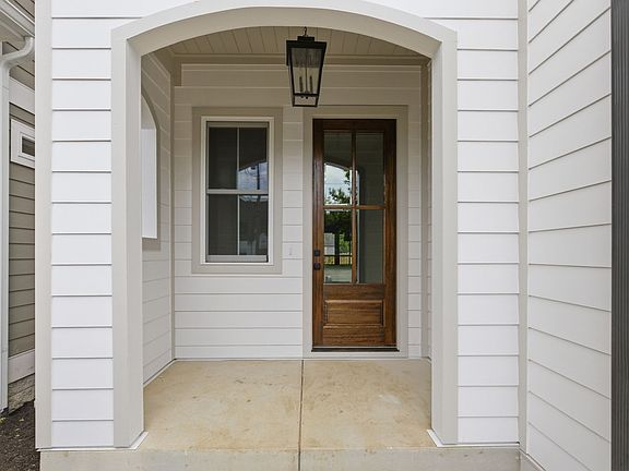 4th image of 6332A Columbia Ave