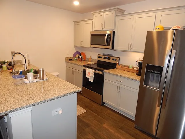 207 Oakmont Valley Trl — Photo 6