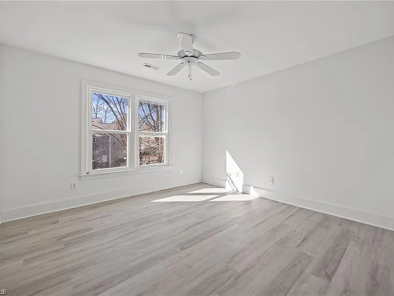 5305 Coveview Ct — Photo 19
