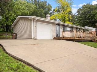 4664 Parkridge Ave, Pleasant Hill, IA 50327