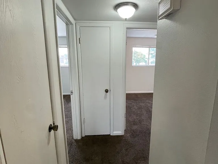 4371 / 4365 S Fairbourne Ave — Photo 10