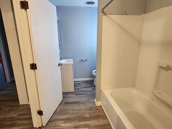 3rd image of 60 Warren Ave #1