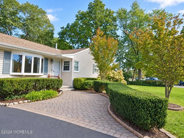 128 Mount Lane, Toms River, NJ 08753