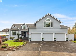 2036 NE 167th Pl, Portland, OR 97230