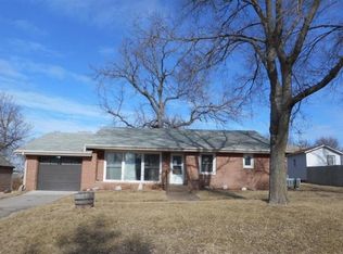 204 W 6th St, Firth, NE 68358