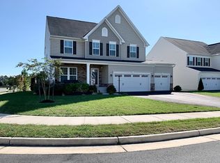 12888 Hoadly Manor Dr, Manassas, VA 20112