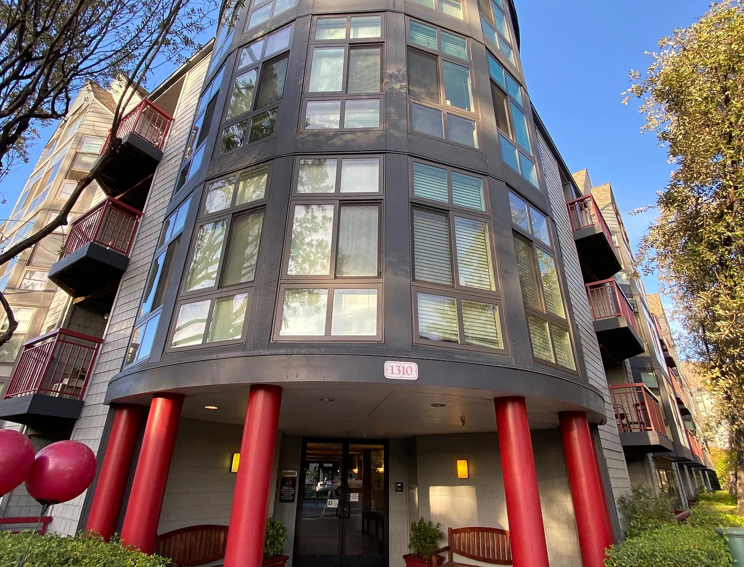 PARK PLACE APARTMENTS — Photo 2